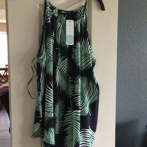 NWT palm leaves summer top!!
